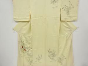 アンティーク　屋敷に菊・桔梗模様刺繍着物